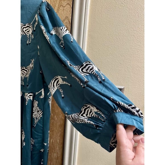 Umgee Boutique Satin Zebra Babydoll Top Dress Turquoise Button Down Flowy Sz L - Picture 8 of 11